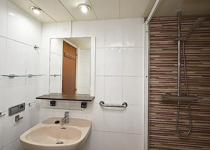 شقة A093-bluesky *